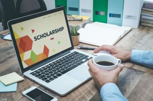 How to Write an Outstanding Scholarship Essay
